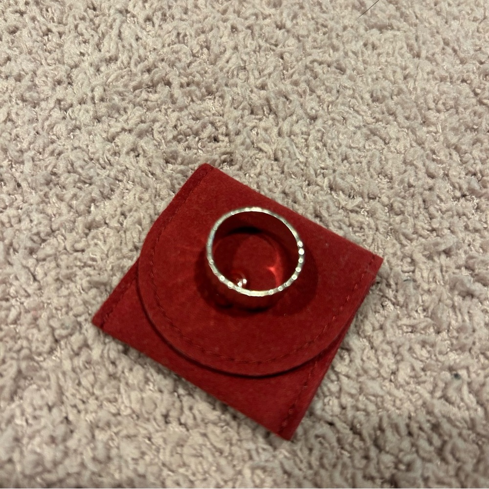 Aurate Silver Ribbed Band Ring - Picture 2 of 8